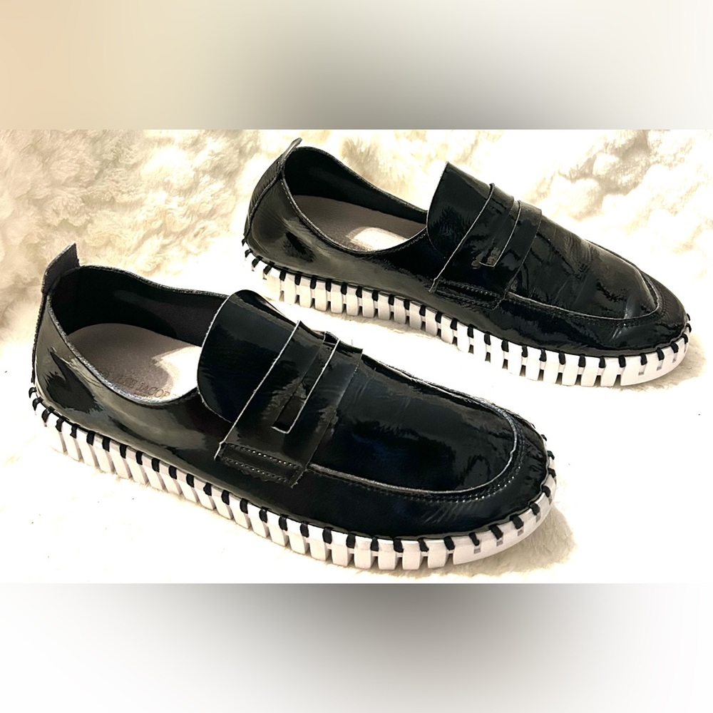 Ilse Jacobsen Hornbaek Shiny Black patent Slip-On Loafer women’s size 10